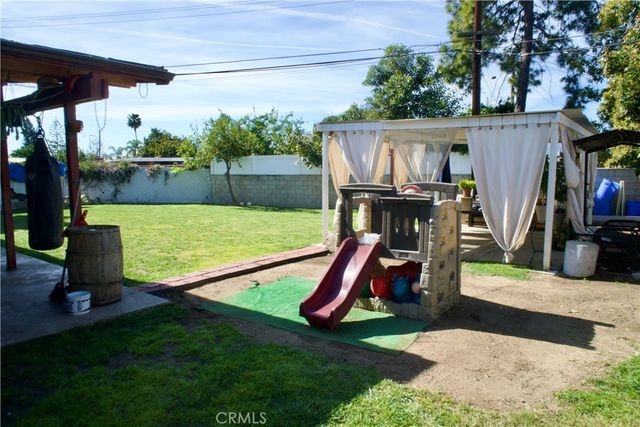 5825 N Orangecrest, Azusa, CA 91702