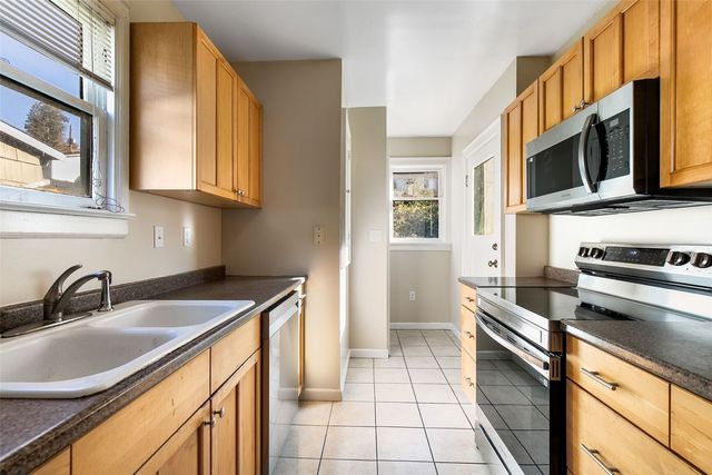 3836 Courtland Place S, Seattle, WA 98118