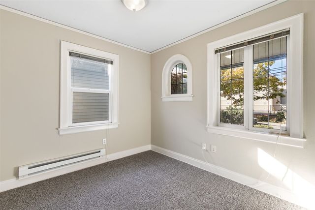 3836 Courtland Place S, Seattle, WA 98118