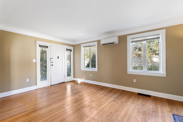 3836 Courtland Place S, Seattle, WA 98118