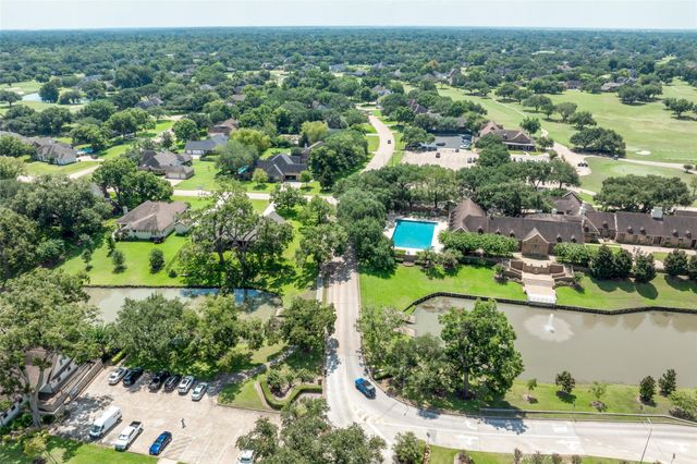 5319 Windrush Street, Fulshear, TX 77441