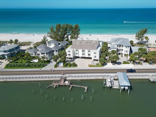 20204 GULF BOULEVARD 3, Indian Shores, FL 33785