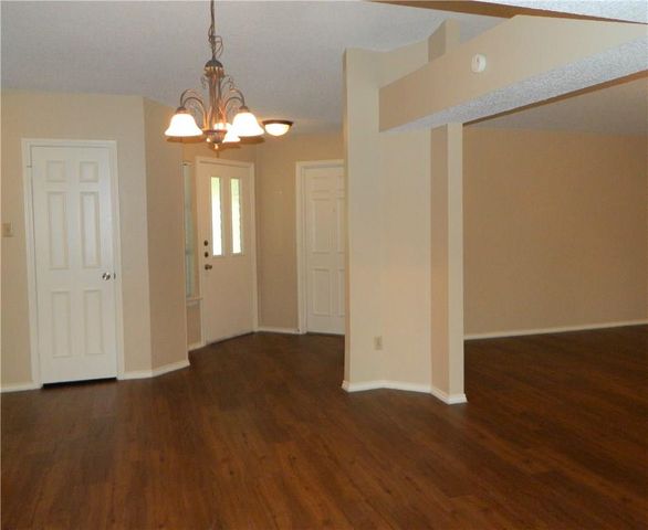 13108 Lubbock LN, Austin, TX 78729