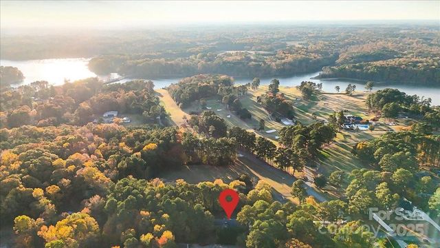 1061 Fairway Drive, Kannapolis, NC 28081