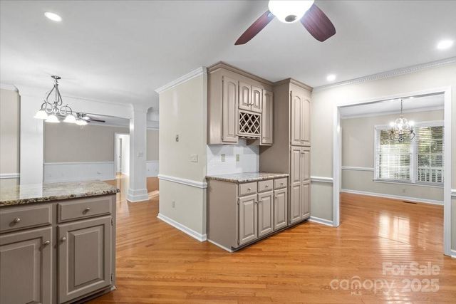 1061 Fairway Drive, Kannapolis, NC 28081