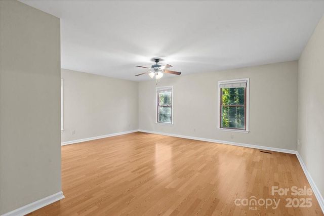 1061 Fairway Drive, Kannapolis, NC 28081