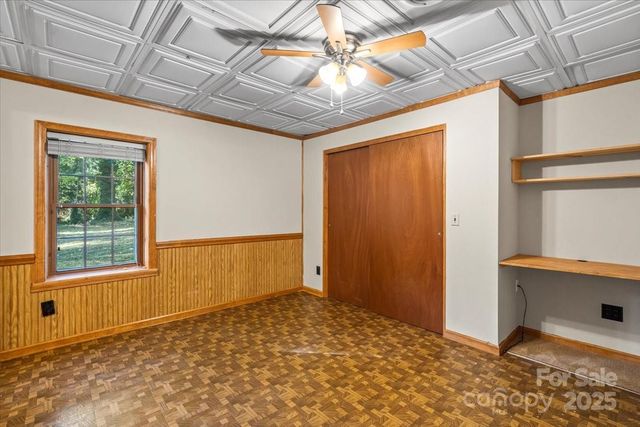 1061 Fairway Drive, Kannapolis, NC 28081