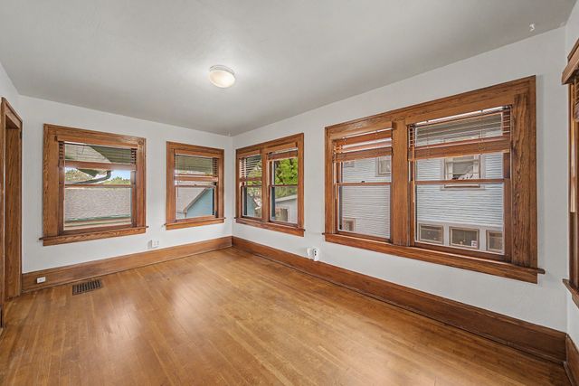 3211 Cottage Grove Avenue, Des Moines, IA 50311