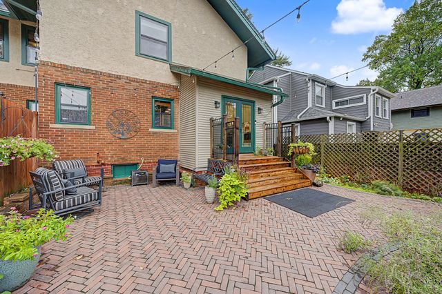 3211 Cottage Grove Avenue, Des Moines, IA 50311