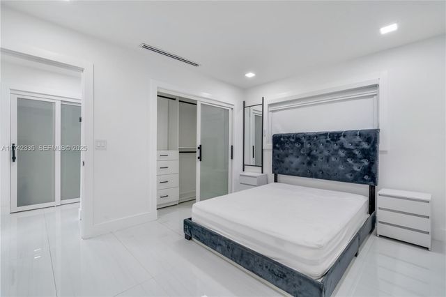 2700 NE 135th Street 32, North Miami, FL 33181