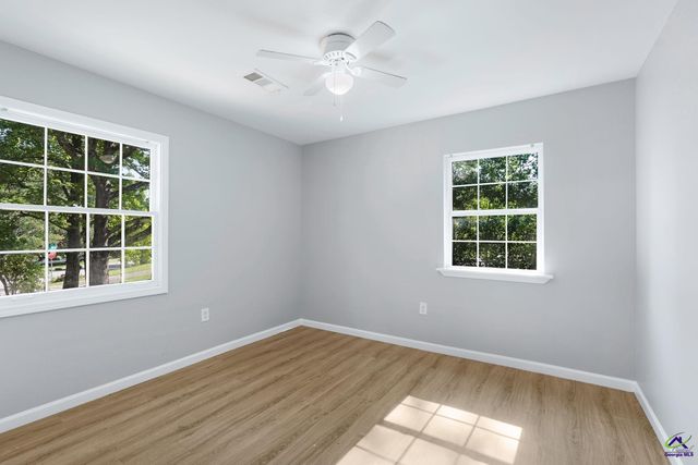 4216 W Oak Drive, Macon, GA 31210