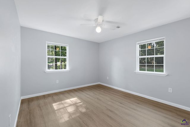4216 W Oak Drive, Macon, GA 31210