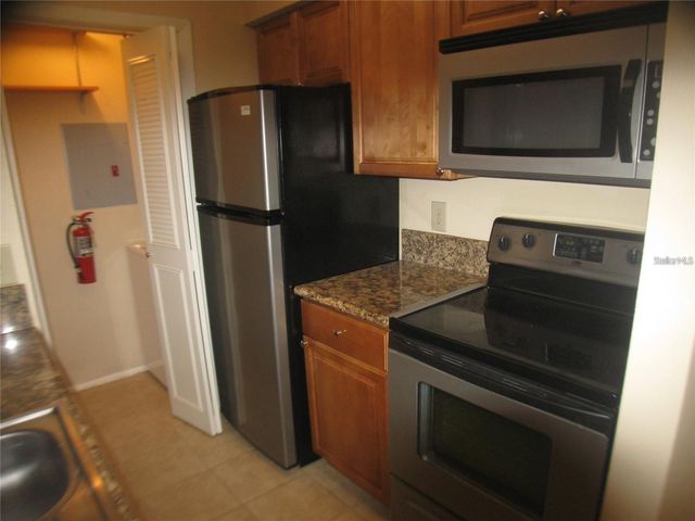 199 AFTON SQUARE 210, Altamonte Springs, FL 32714