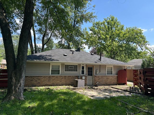 363 Blackhawk Drive, Park Forest, IL 60466