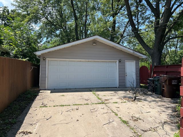 363 Blackhawk Drive, Park Forest, IL 60466