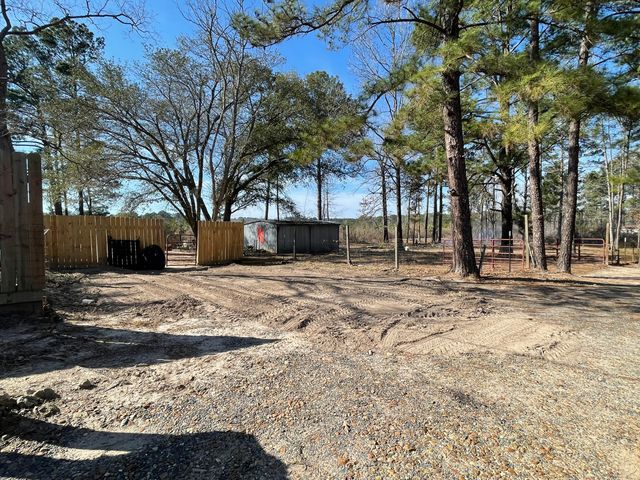 941 Holly Grove Rd, Anacoco, LA 71403