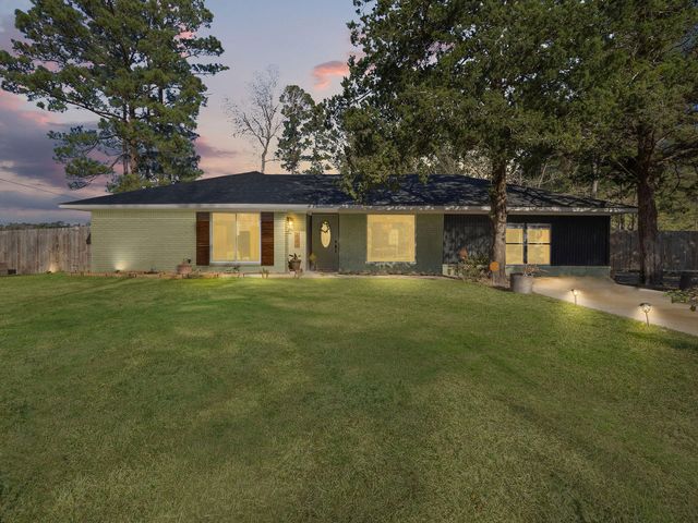 941 Holly Grove Rd, Anacoco, LA 71403