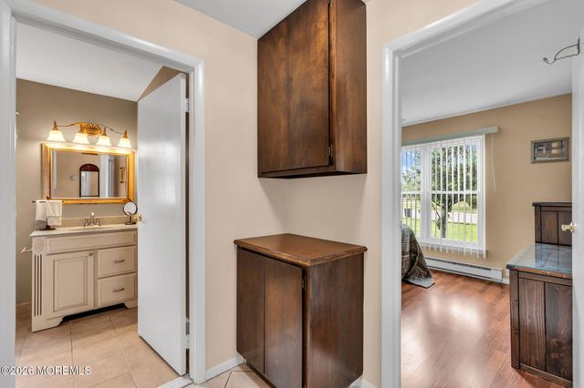 4 Gladstone Avenue, Manchester, NJ 08759