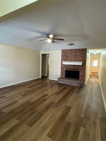 4504 Spinnaker Court, Fort Worth, TX 76135