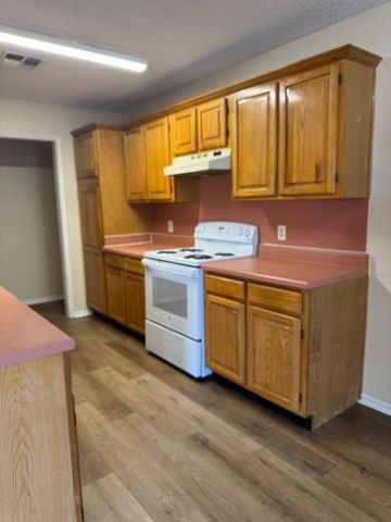 4504 Spinnaker Court, Fort Worth, TX 76135