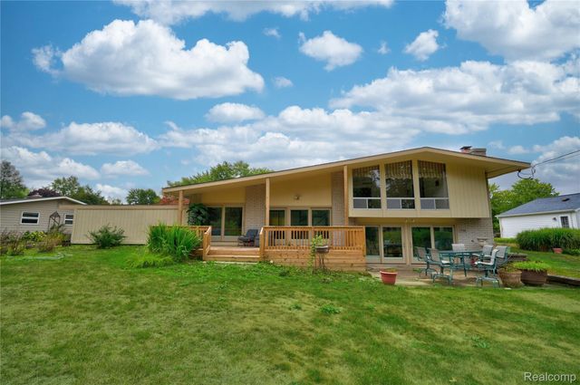 6291 Westview Drive, Grand Blanc Charter Township, MI 48439
