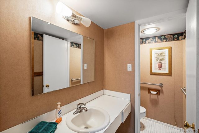 6291 Westview Drive, Grand Blanc Charter Township, MI 48439