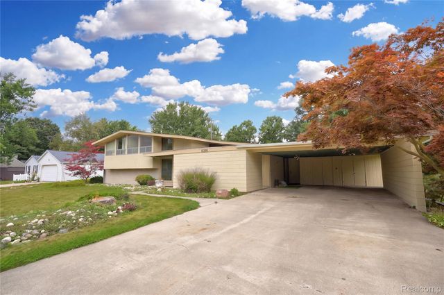 6291 Westview Drive, Grand Blanc Charter Township, MI 48439