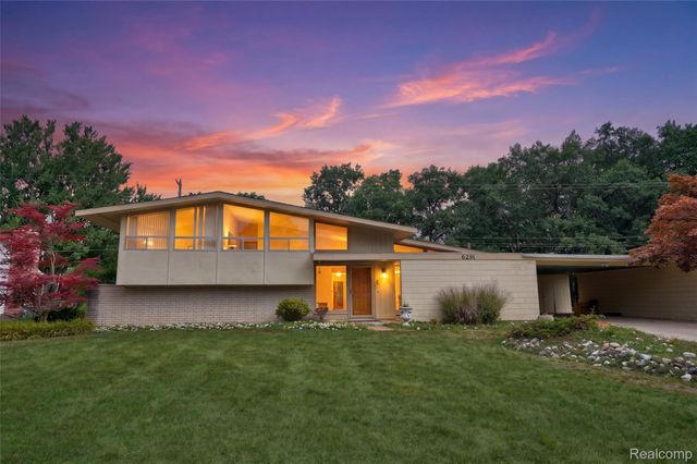 6291 Westview Drive, Grand Blanc Charter Township, MI 48439