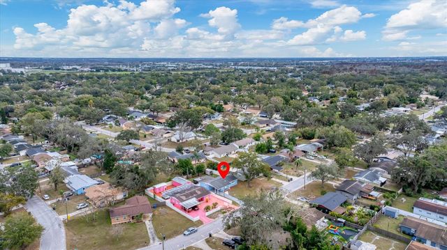 8611 CHINABERRY DRIVE, Tampa, FL 33637