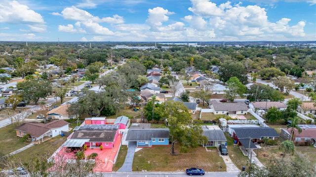 8611 CHINABERRY DRIVE, Tampa, FL 33637