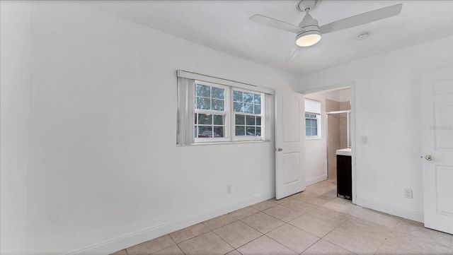 8611 CHINABERRY DRIVE, Tampa, FL 33637