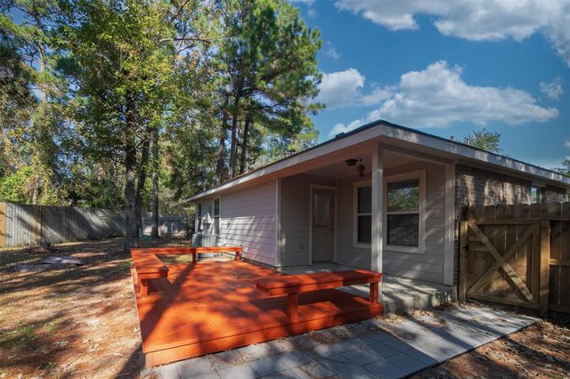 62 Rookwood Court, The Woodlands, TX 77382