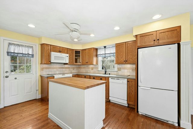 401 Forest Park Dr. 401, Auburn, MA 01501