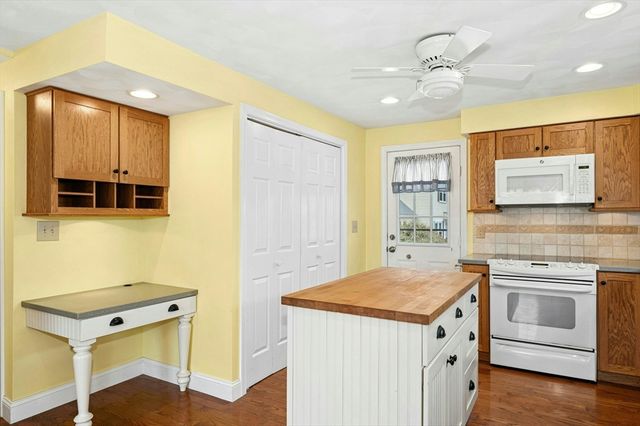 401 Forest Park Dr. 401, Auburn, MA 01501