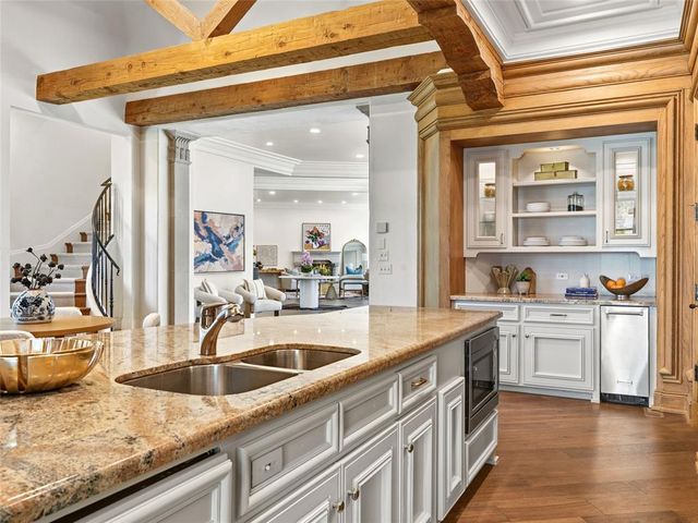 14233 Calais Circle, Oklahoma City, OK 73142