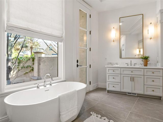 14233 Calais Circle, Oklahoma City, OK 73142