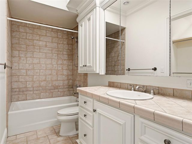 14233 Calais Circle, Oklahoma City, OK 73142