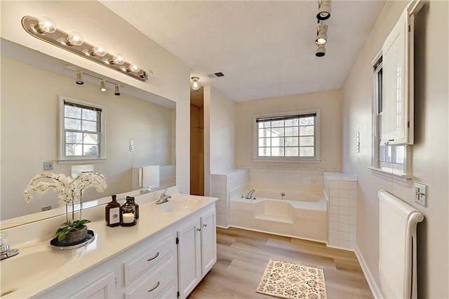 3945 Genoa Court, Duluth, GA 30096