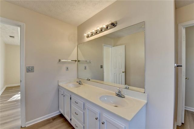 3945 Genoa Court, Duluth, GA 30096