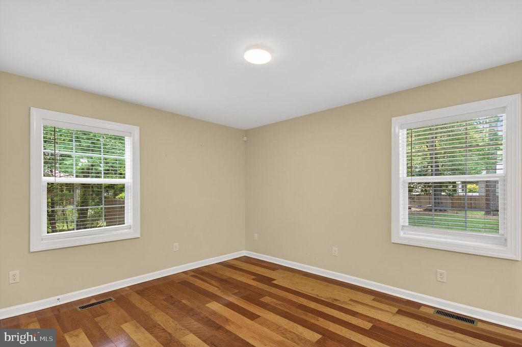 Image 19 of property listing at 1116 RIDEN CT, Salisbury, MD 21804