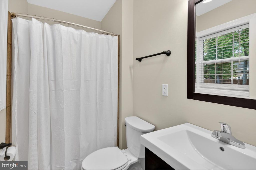 Image 20 of property listing at 1116 RIDEN CT, Salisbury, MD 21804