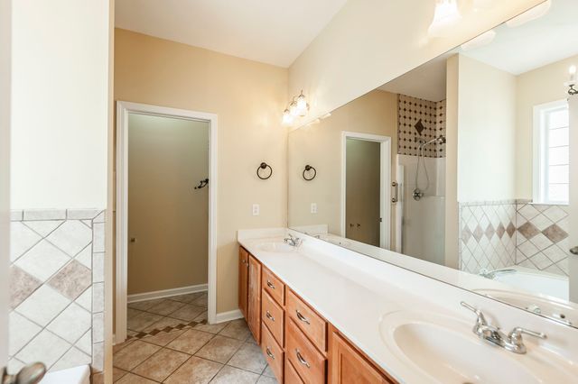 2623 Mission Ridge Dr, Murfreesboro, TN 37130