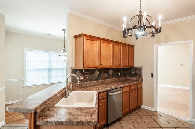 2623 Mission Ridge Dr, Murfreesboro, TN 37130