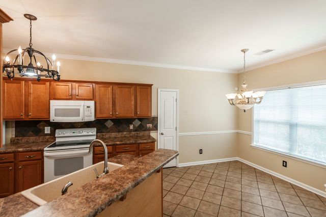 2623 Mission Ridge Dr, Murfreesboro, TN 37130