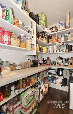 7595 S Wagons West Ave, Boise, ID 83716