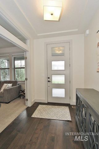 7595 S Wagons West Ave, Boise, ID 83716