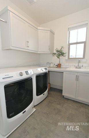 7595 S Wagons West Ave, Boise, ID 83716