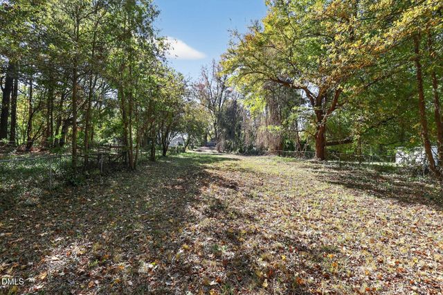 2711-C Ashe Street, Durham, NC 27703