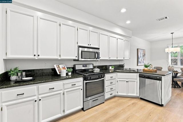 419 Sutton Cir, Danville, CA 94506