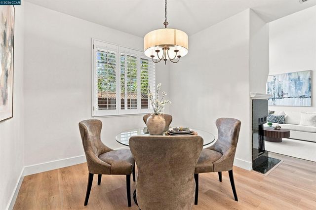 419 Sutton Cir, Danville, CA 94506